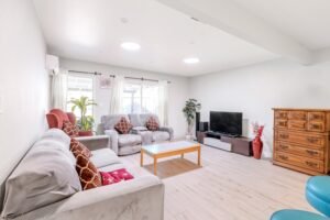 Living Room (Custom)